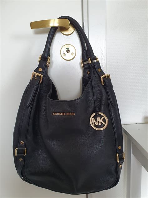 michael kors svart väska|michael kors usa.